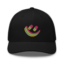 Load image into Gallery viewer, Smiley Trucker Cap