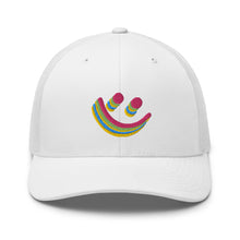 Load image into Gallery viewer, Smiley Trucker Cap